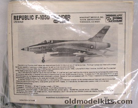 Hasegawa 1/72 F-105B Thunderchief High Visibility Paint Job Bagged, 1047 plastic model kit